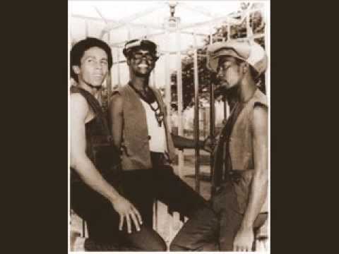 The Wailers stop that train (live 1973)