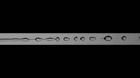 Rayleigh-Plateau instability of water jet (10500 fps)