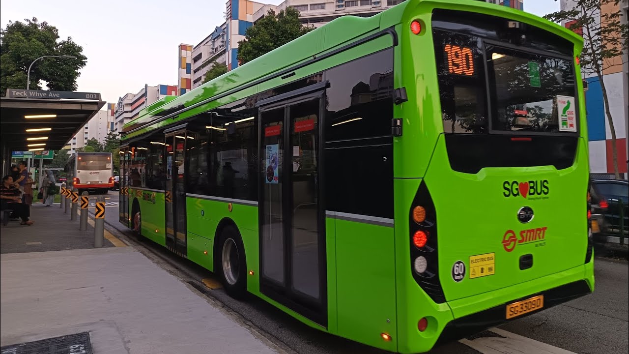SMRT buses service 190 on SG3309D