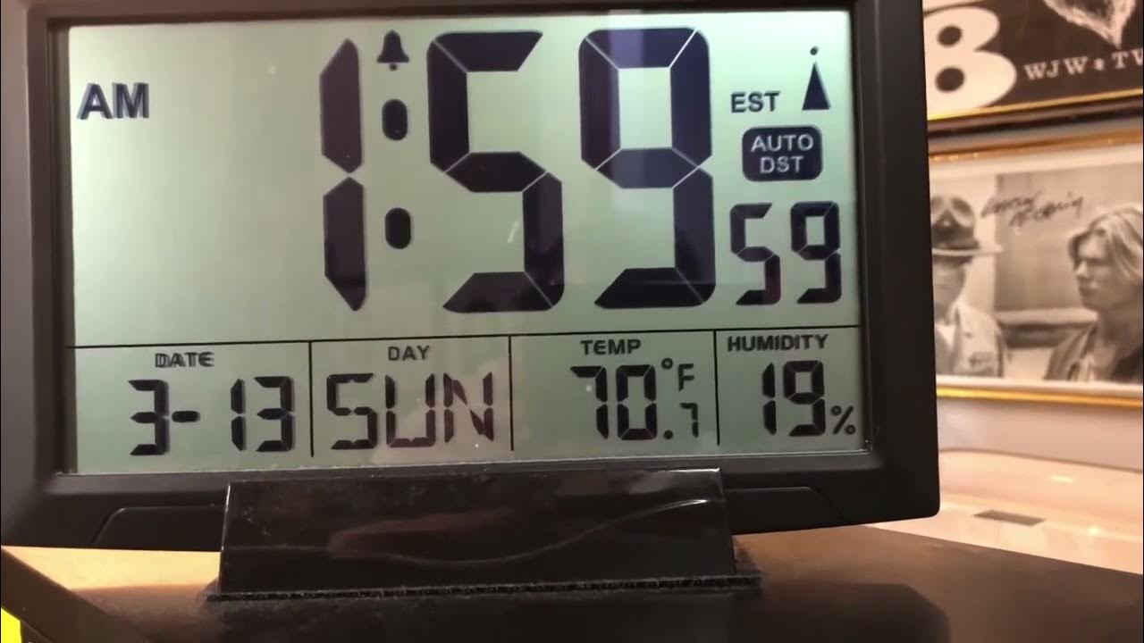 My Atomic Clock Changing over to DST! YouTube