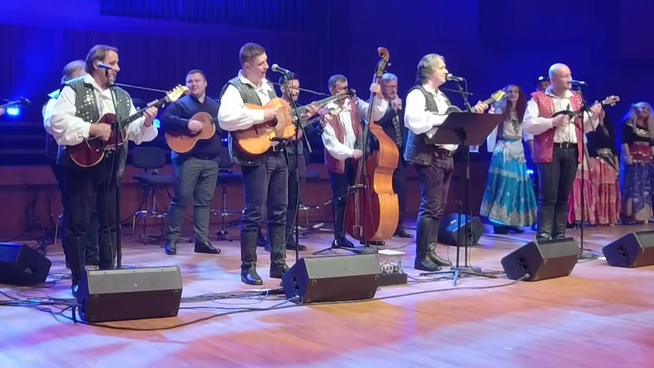 28  U san mi dođu tambure    NHT 35 godina