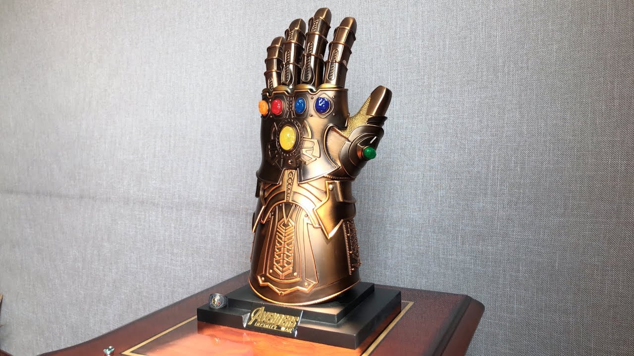 Thanos Infinity Gauntlet Full Metal 1:1 Wearable Cosplay Replica Magnetic LED
