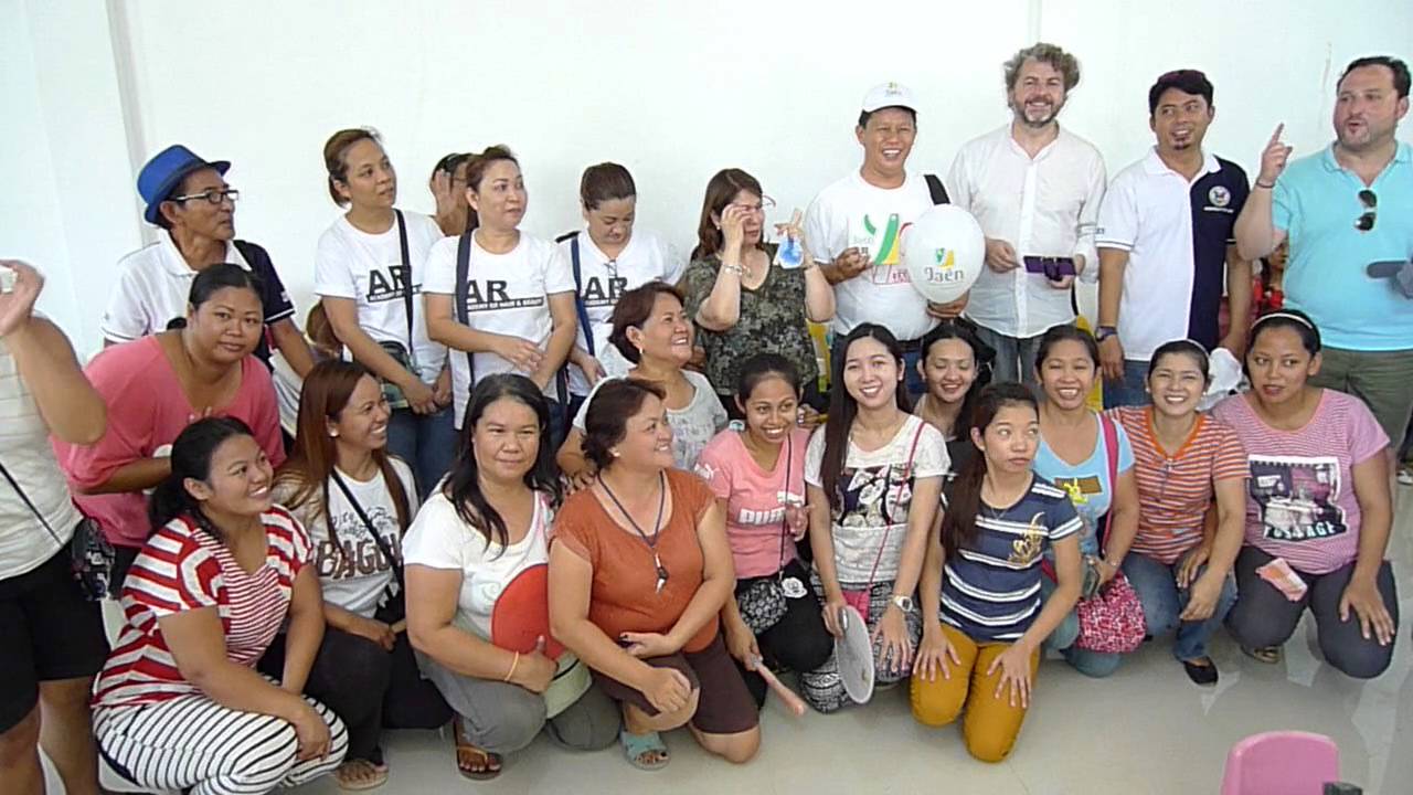 Conoce Jaen de Filipinas con Diario JAÉN newspaper mockup