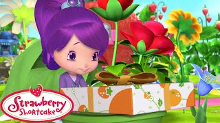 Christmas Gifts for Friends! 🍓Berry Bitty Adventures 🍓 Strawberry Shortcake 🍓 Cartoons for Kids