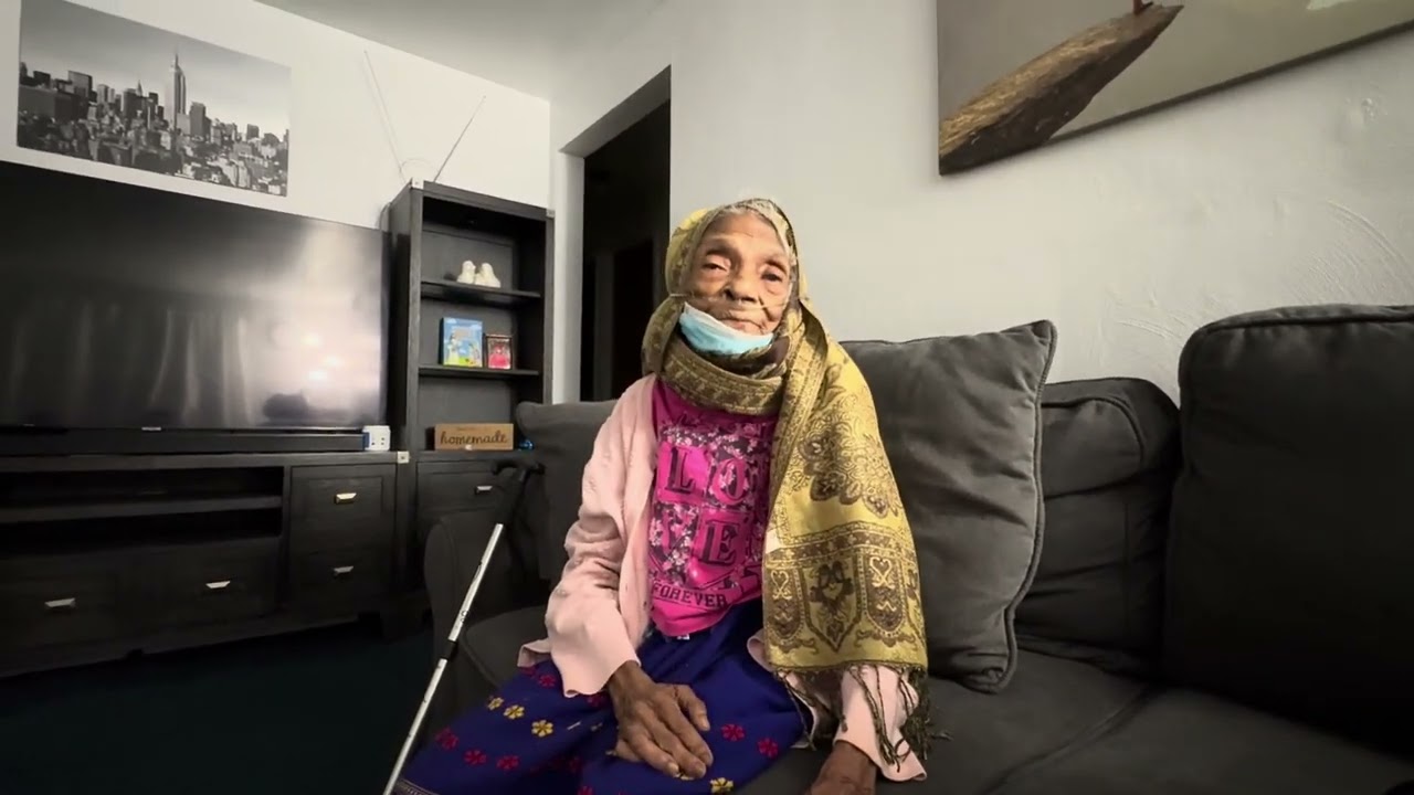 Short talk with Dee Januka  ( Naomi) 