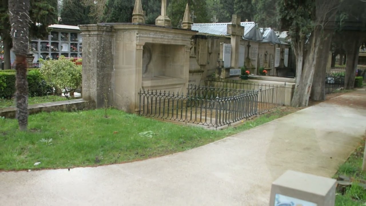 Cementerio de Pamplona / Cementerio de Iruña