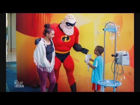 the-incredibles-visit-the-ryan-seacrest-foundation