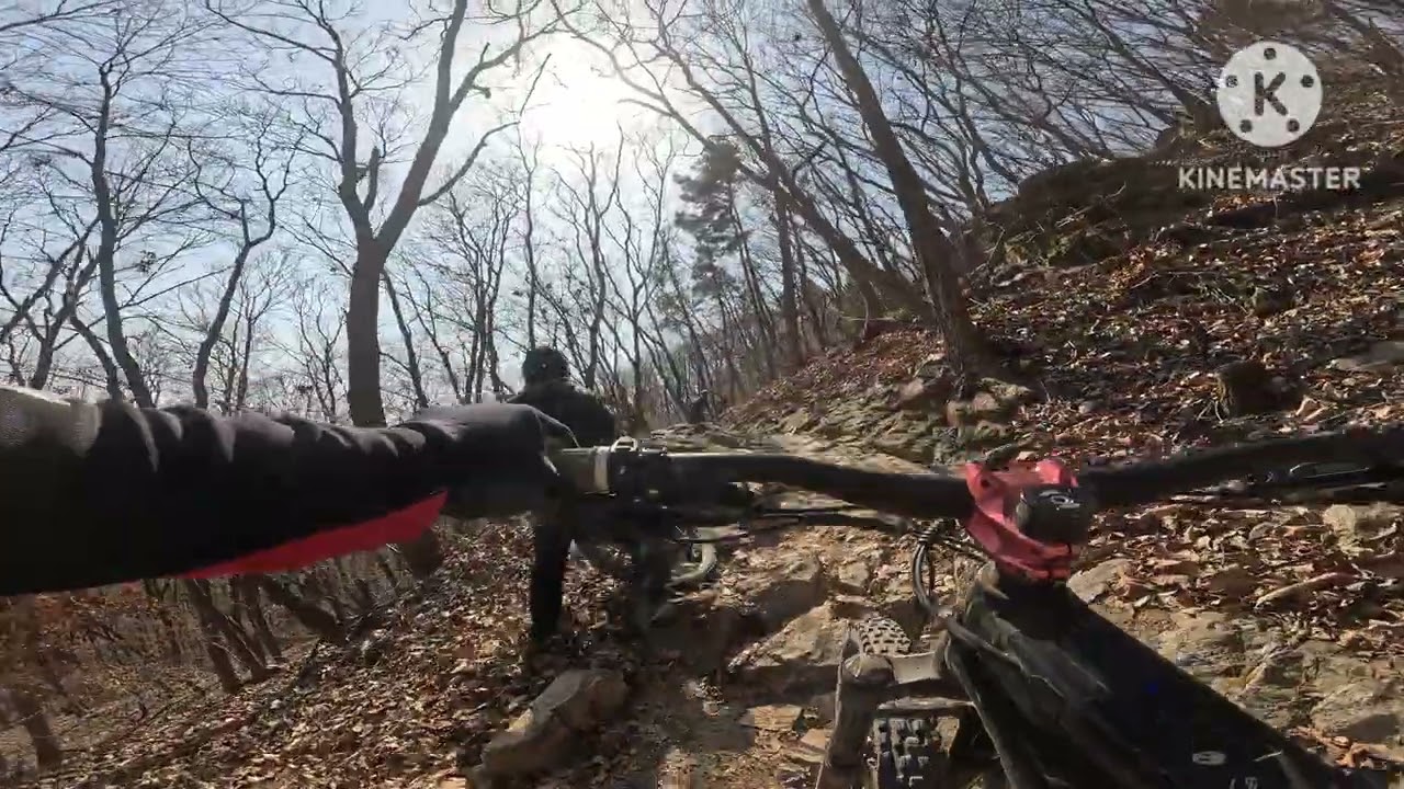 260228 광교산 벨듀로 기변 후 날아다니는 