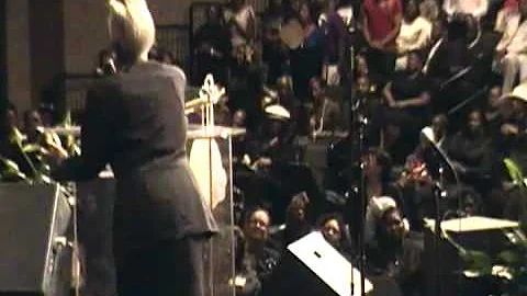 TN Central Mass sings, "Oh Jesus"