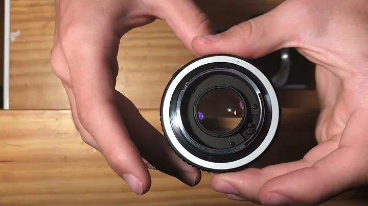 Minolta XE-5 & 50mm 1.7 Lens Operation