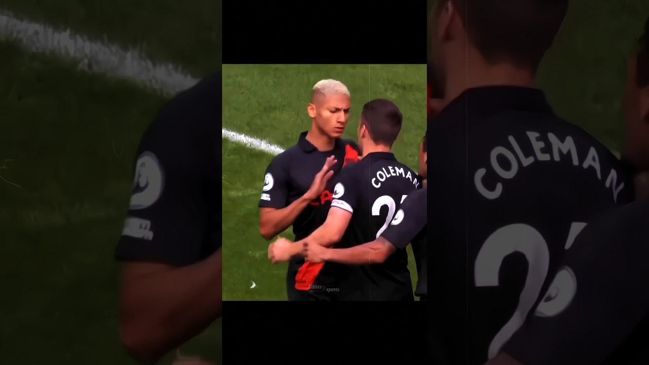 Expression of angry state of players with own mates 🥵