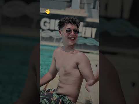 خمسة علينا من الحسد خمسة عليا انا اسد