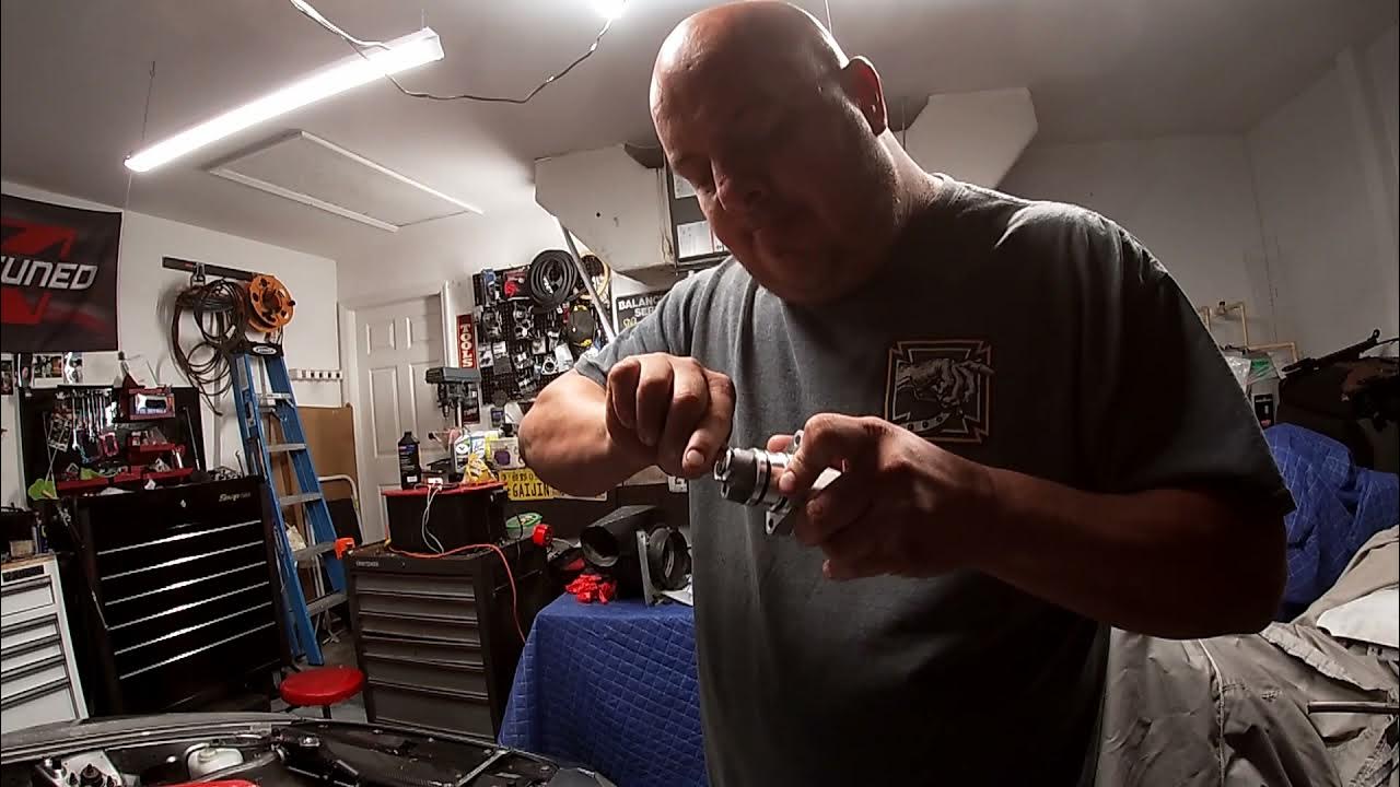 Honda S2000 Replacing the Timing chain seals and Vtec seals - YouTube