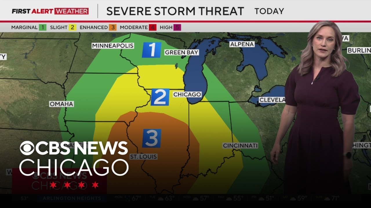 Severe thunderstorm threat on Monday in Chicago - YouTube