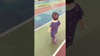 1070702穿雨鞋踩水