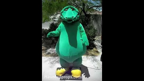 HAUNTEDPROPS.COM Gumbo Gator
