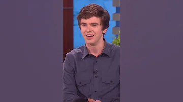Freddie Highmore Speaking Arabic 