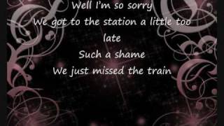 Kelly Clarkson- Just Missed The Train with Lyrics Resimi