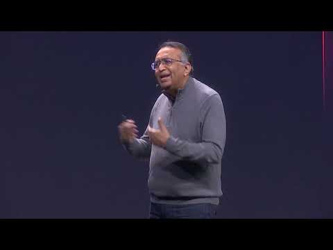 VMware Explore Keynote: VMware CEO Raghu Raghuram outlines a cloud smart strategy