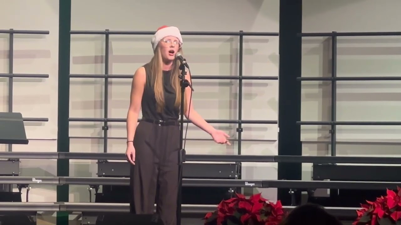 Lucy Baldwin sings 'Surabaya Santa' preview