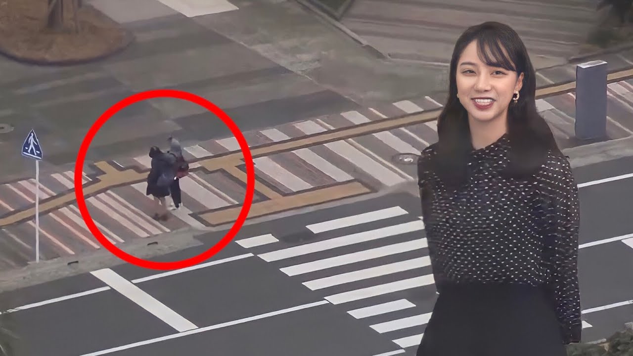 ウェザーニュース 武藤彩芽 生写真 サイン入り ウェザーニュース 武藤彩芽 生写真 サイン入り (ウェザー