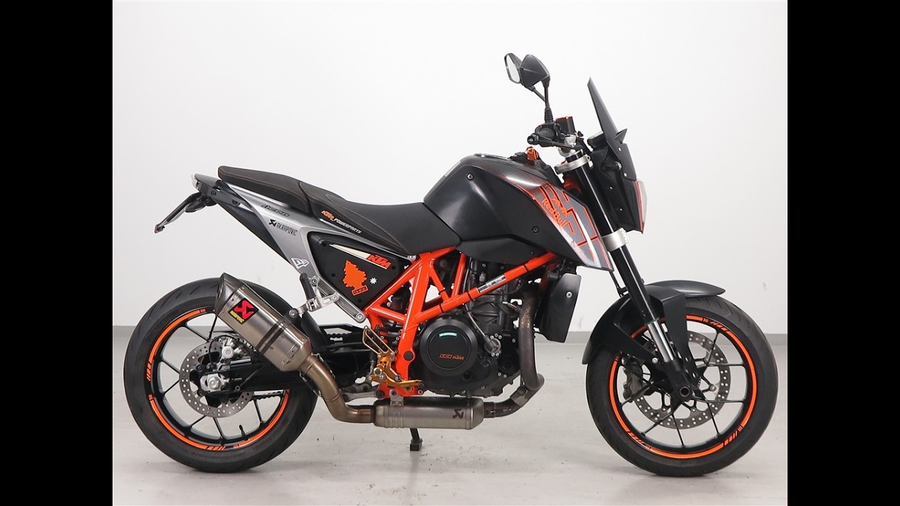 KTM 690DUKE MY13 エンジン始動 アクラポビッチ マフラーサウンド KTM 690DUKE MY13 エンジン始動 アクラポビッチ マフラーサウンド