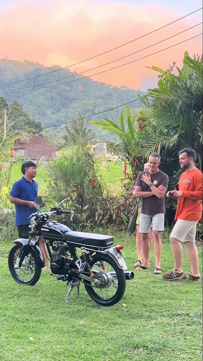 JUAL MOTOR CB KE BULE SEHARGA 200JUTA #short #viral #motorcb #clubmotorcb #shortviral