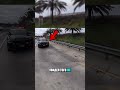 байкер удивился реакции полицейского.