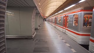 Czech Republic, Prague, metro ride from Anděl to Karlovo náměstí, 4X escalator