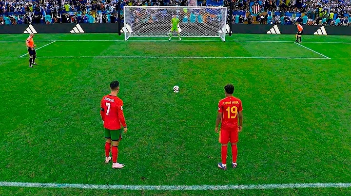 When Cristiano Ronaldo Meets Lamine Yamal for the First Time at National Level