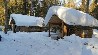 4 ДНЯ в ТАЁЖНОЙ ИЗБЕ! Пробились с боем до реки/Ловля крупного ХАРИУСА! Часть 1.