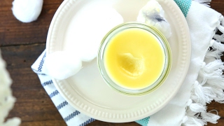 2 Ingredient Makeup Remover Balm