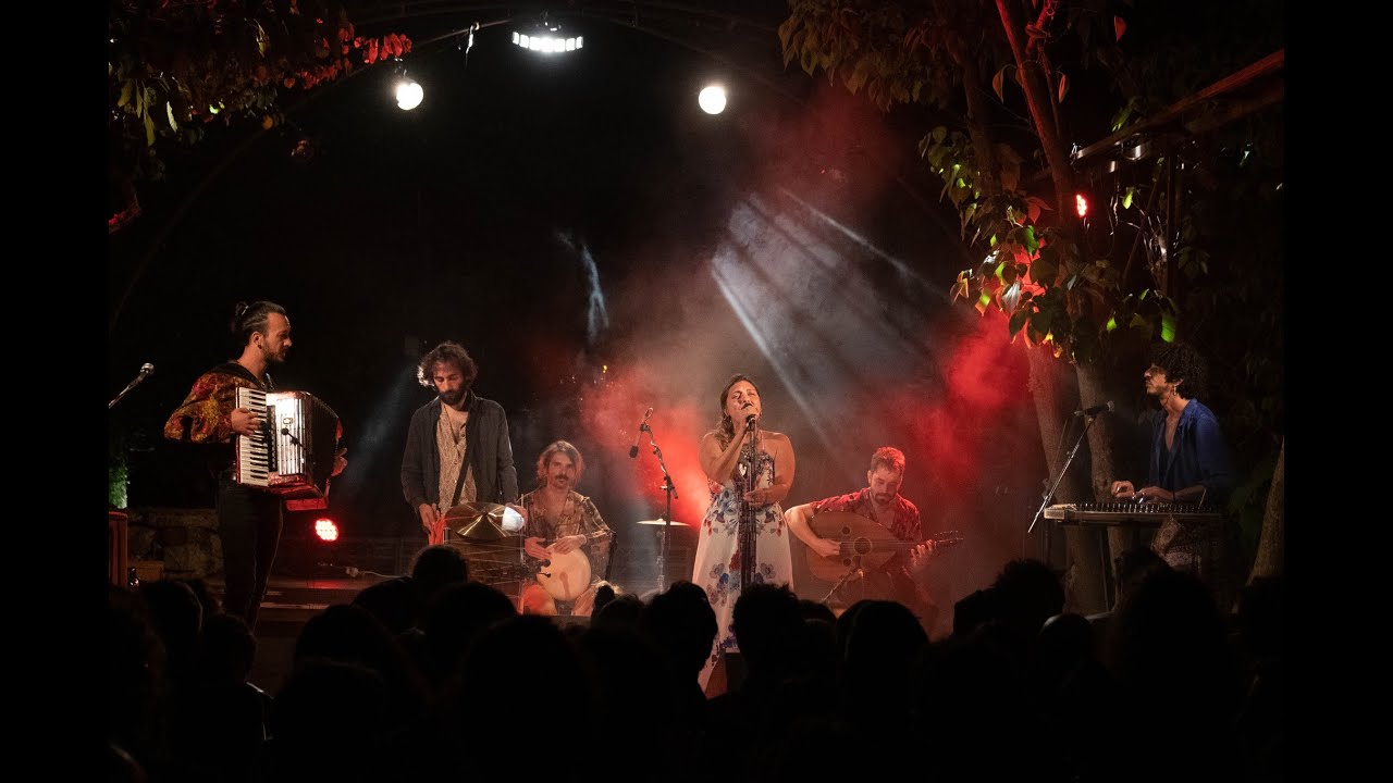 ASSAFIR ★ Ada Son Kosmon Agapo ★ Αδά σον κόσμον αγαπώ ★ LIVE au festival Le Week-End