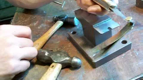 Repairing the Schrade Swinden Rivet knife Muskrat ...