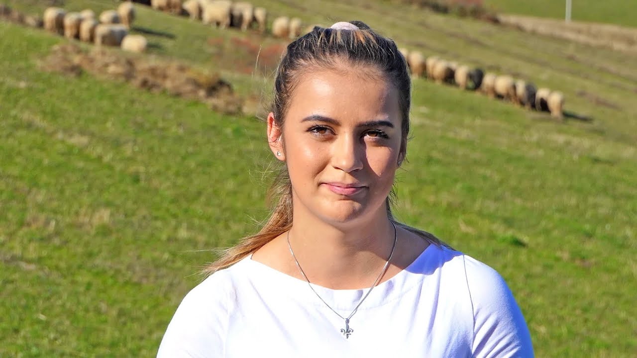 Nije me stid opanke obući, stid bi me bilo da grad priča o meni loše