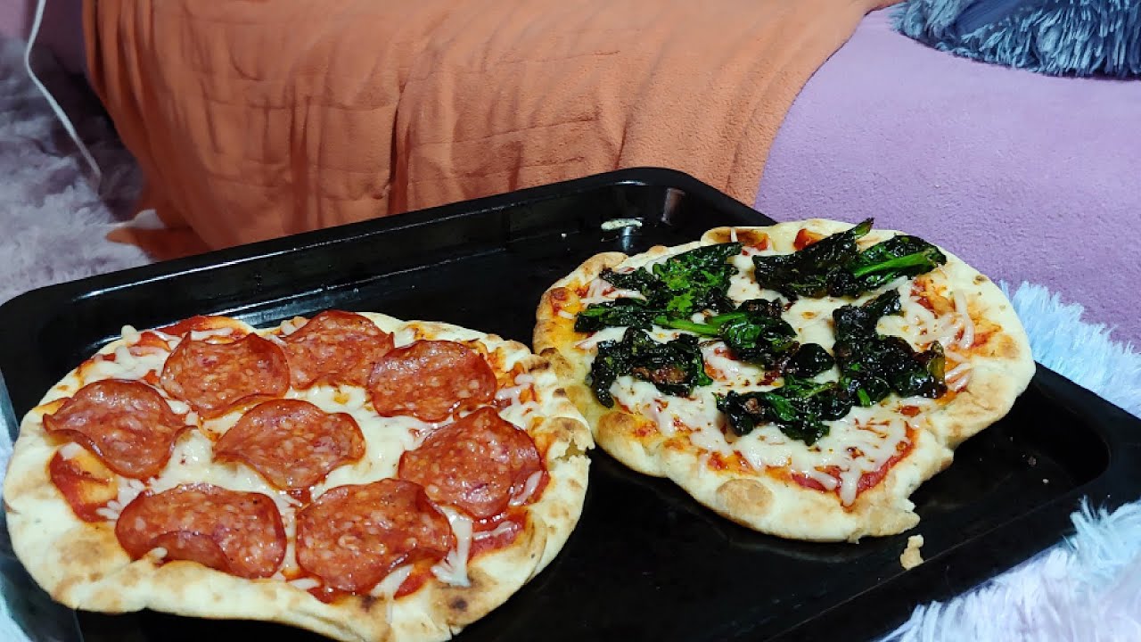 Пицца с пепперони, сыром, шпинатом и чесноком, мукганг-шоу.