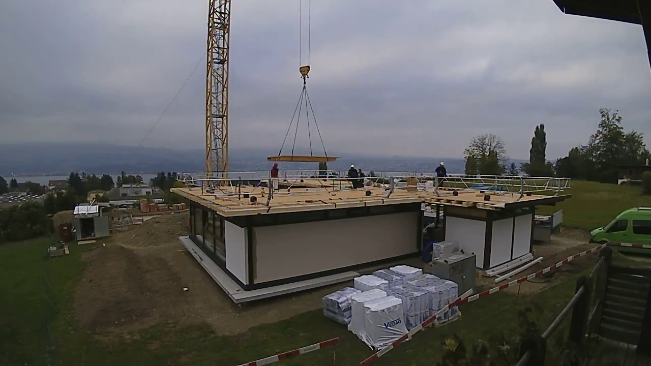 HUF HAUS Bungalow - Hausmontage Tag 4 - YouTube HUF HAUS Bungalow - Hausmontage Tag 4 - YouTube