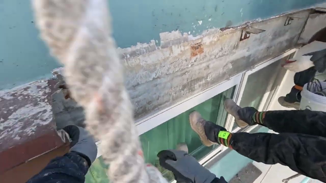 몰딩철거 작업 현장속으로... #몰딩철거 #몰딩 #맥스코킹 #실시간 #실화 #로프공 #로프 #로프작업 