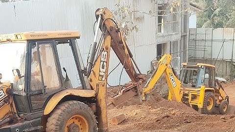 JCB 3dx Eco Loading Mud Eicher 485 John Deere Tractor with Trolley