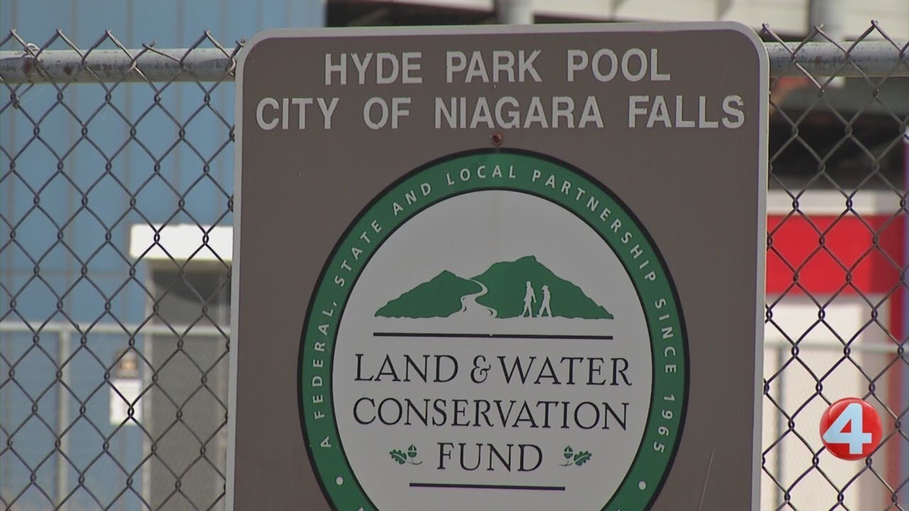 Niagara Falls residents voice concerns over closed splash pads, pools  during heat