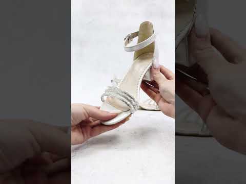 Дитячі святкові лофери, белые туфельки на підборах, ошатне взуття для дівчаток. Розмір: 31-36, видео 1