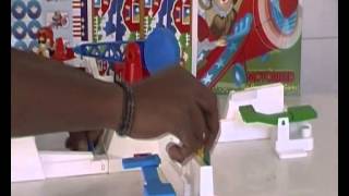 funskool looping' louie the motorised flip flopping flyer game
