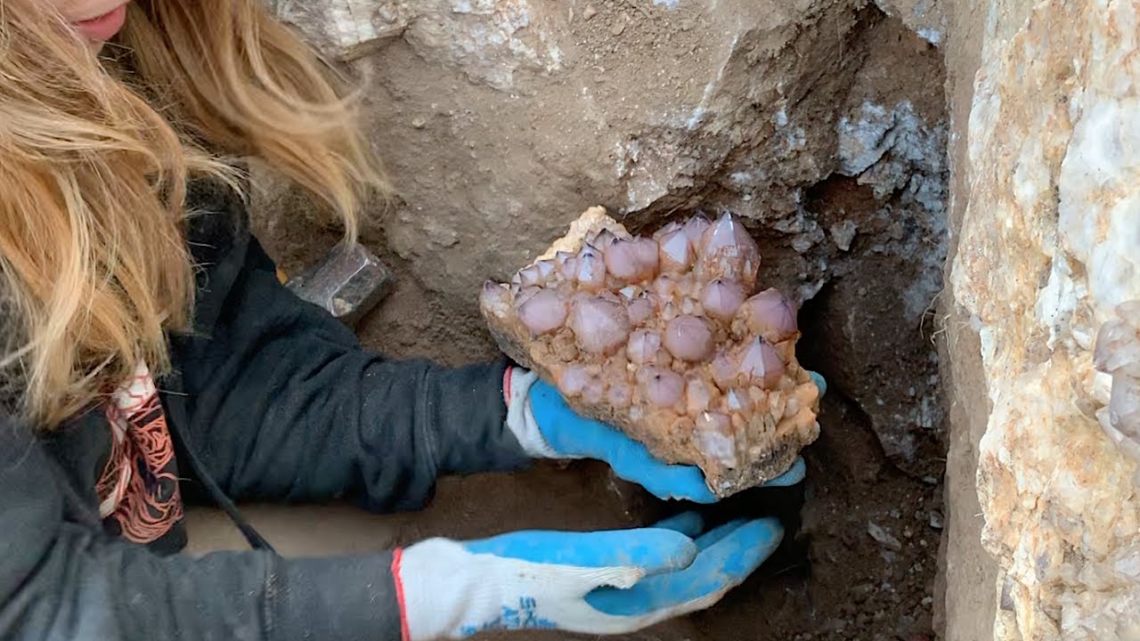 Amazing Amethyst Pocket