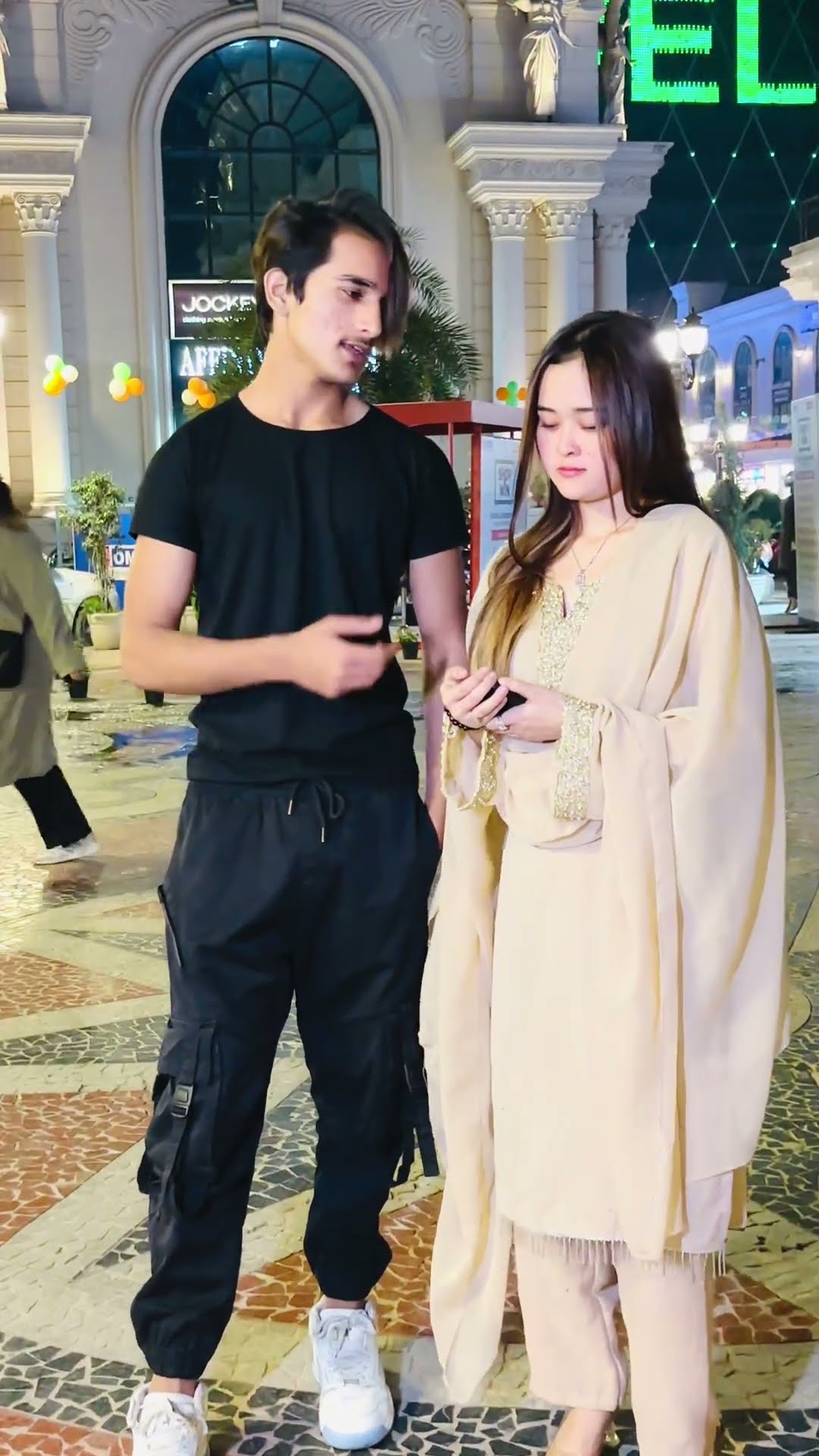 mujhse kaha karo bhabhi ?❤️ #suhailabbasi500 #sanayaa_sameer_24 ##lovestory #viralvideo#couplegoals