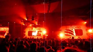 A-Trak DJ set live @ I Love Techno 2010 (entire 1h36m set filmed in HD! - part 2/8)