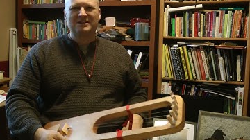 Using a Hand Strap on a Lyre