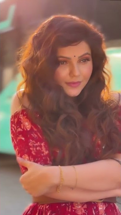 Rubina Dilaik Instagram New Reels 💕