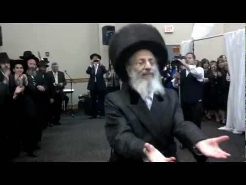 Hornosteipel Rebbe Detroit Mitzvah Tantz Part 2 