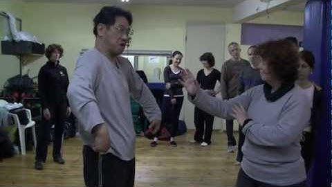 Luo Dexiu in 5 elements tai chi school -Israel