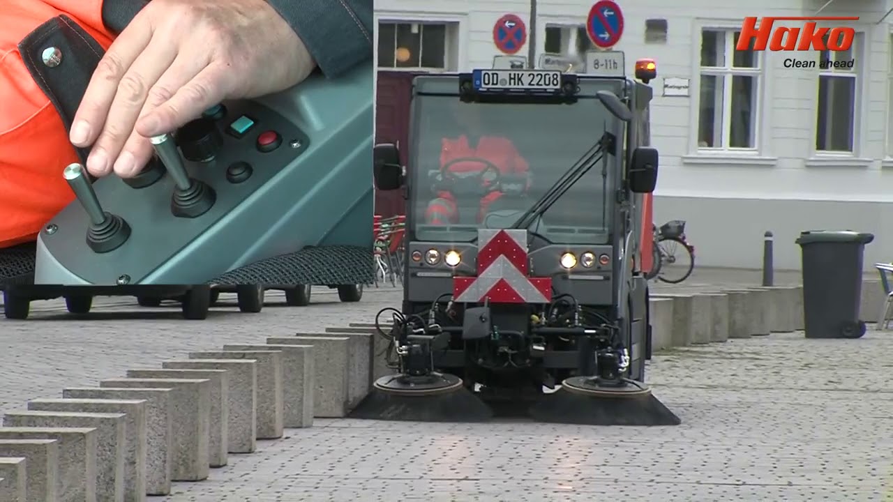 Citymaster 2200 - Hako: Barredora Vial de Gama Alta. Flexible, Rápida y Segura.